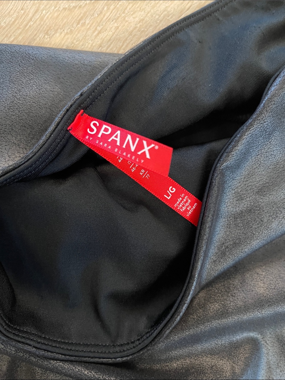 SPANX Black Faux Leather Leggings with white stripes size large - Picture 2 of 5